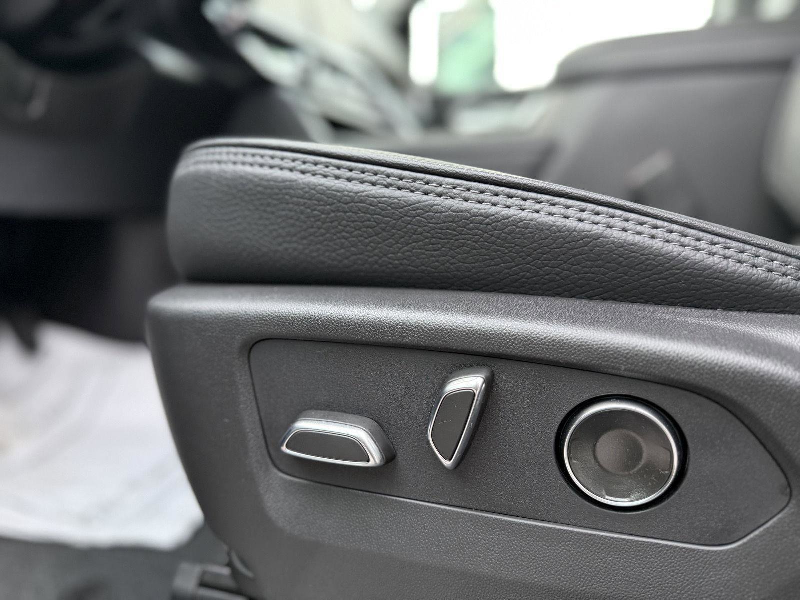 New 2026 GMC Sierra 2500 Denali w/ Denali Reserve Package image 15