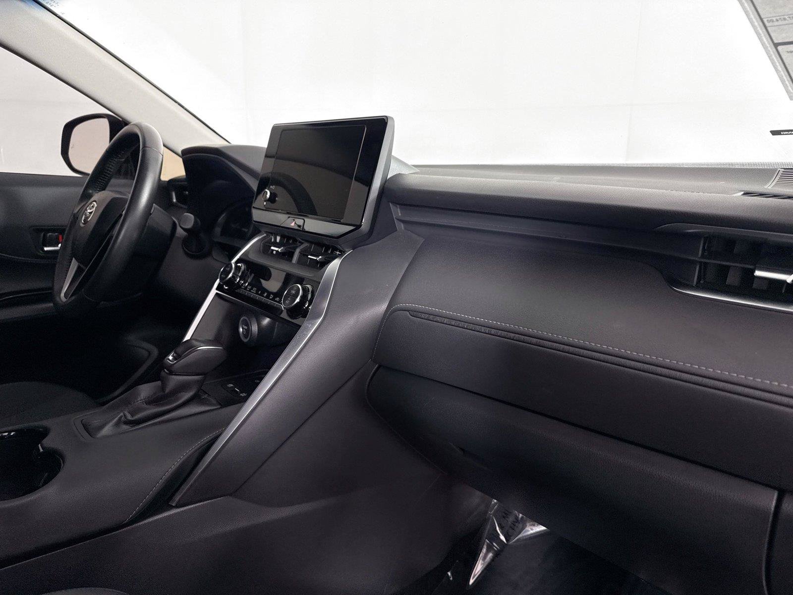 Certified 2023 Toyota Venza LE AWD/4WD image 42