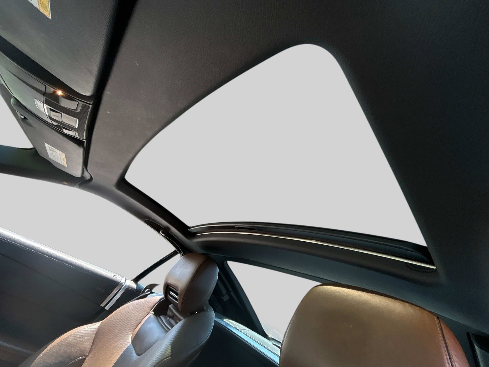 Used 2013 Mercedes-Benz SL 550 image 30