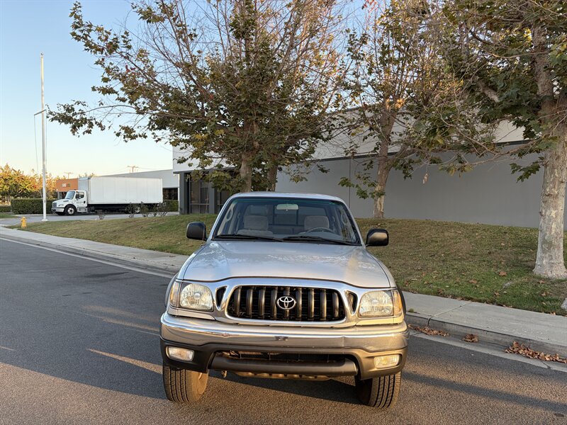 Used 2003 Toyota Tacoma PreRunner RWD image 3