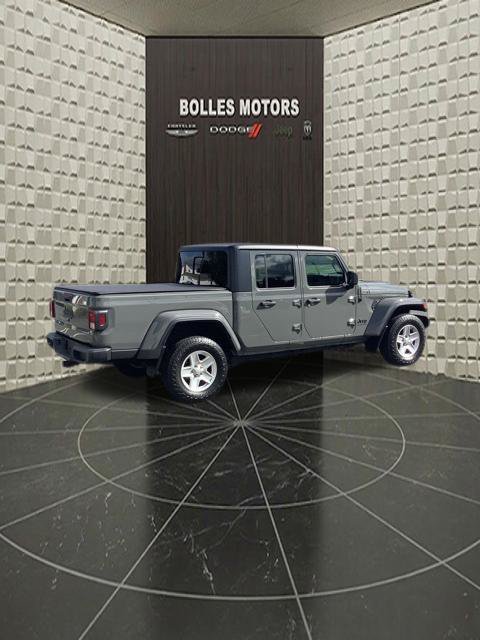 Certified 2021 Jeep Gladiator Sport AWD/4WD image 5