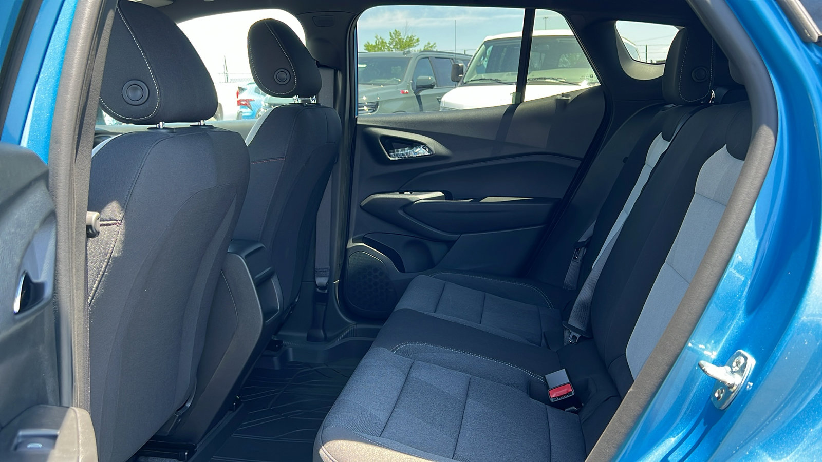 New 2025 Chevrolet Trax RS image 14