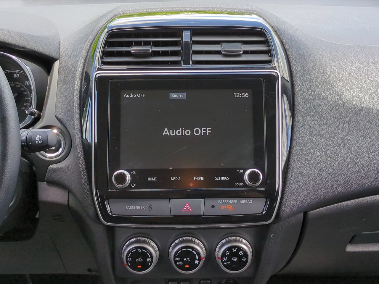Used 2025 Mitsubishi Outlander Sport SE AWD/4WD image 18