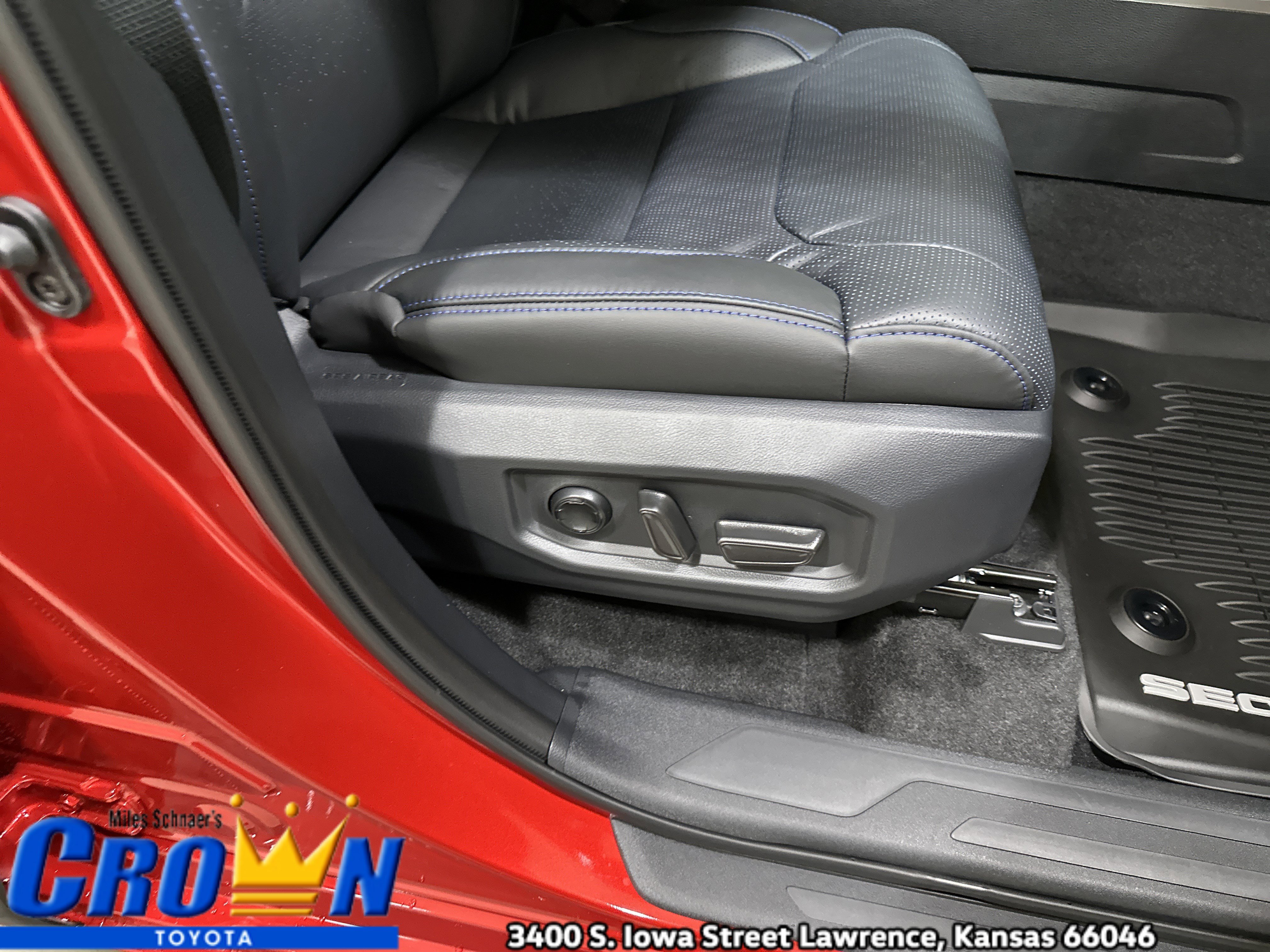 New 2026 Toyota Sequoia Platinum image 38