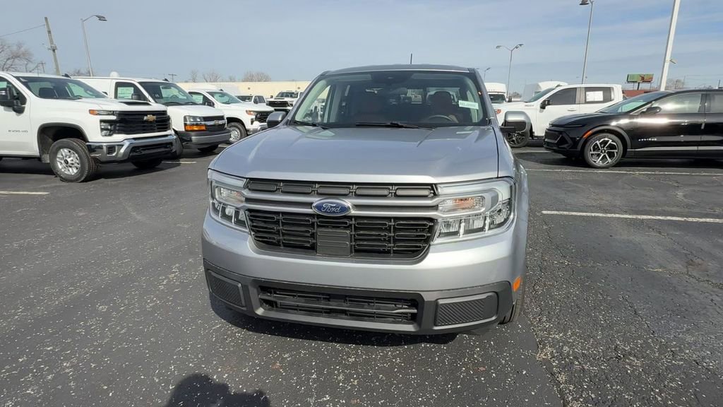 Used 2023 Ford Maverick Lariat w/ Lariat Luxury Package image 3