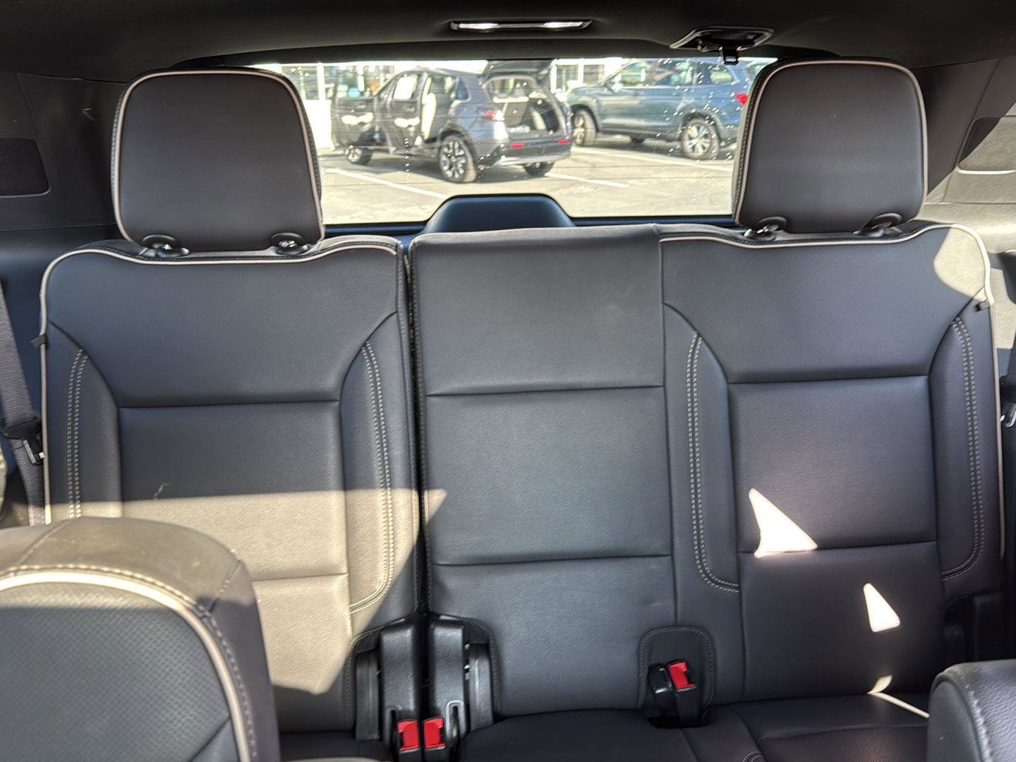 Used 2022 GMC Yukon SLT w/ SLT Luxury Package AWD/4WD image 31