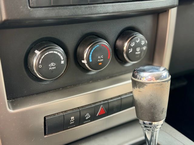 Used 2012 Jeep Liberty Sport w/ Popular Equipment Group image 11