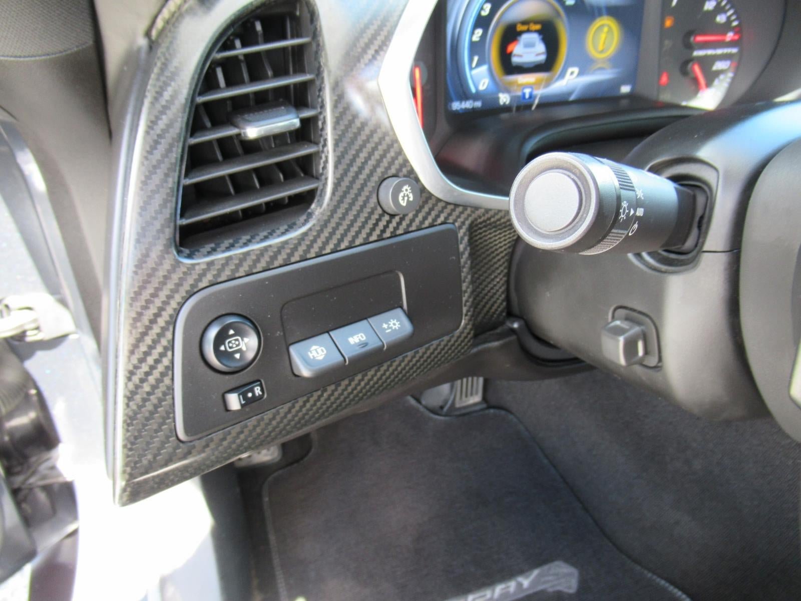 Used 2014 Chevrolet Corvette Stingray Coupe w/ 3LT Preferred Equipment Group RWD image 21