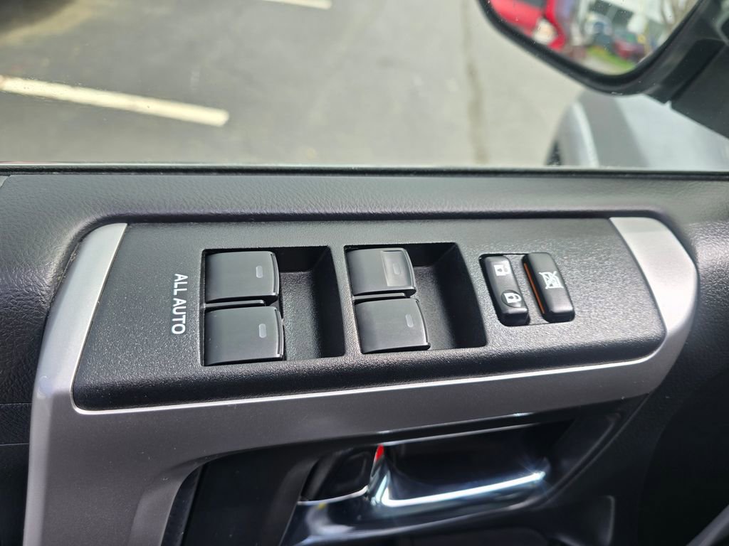 Used 2021 Toyota 4Runner Limited image 17