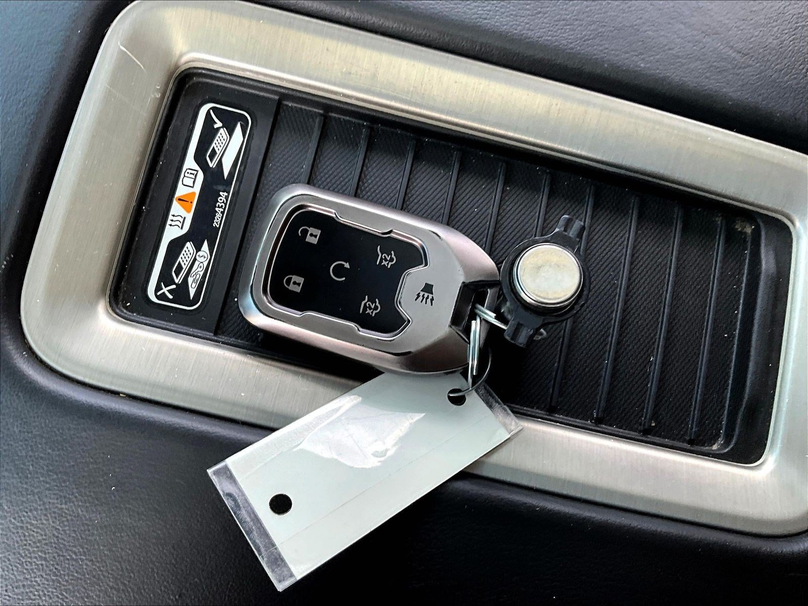 Used 2018 GMC Yukon XL Denali w/ Denali Ultimate Package AWD/4WD image 35