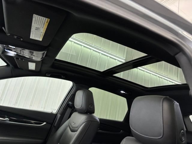 Used 2023 Cadillac XT5 Premium Luxury AWD/4WD image 8