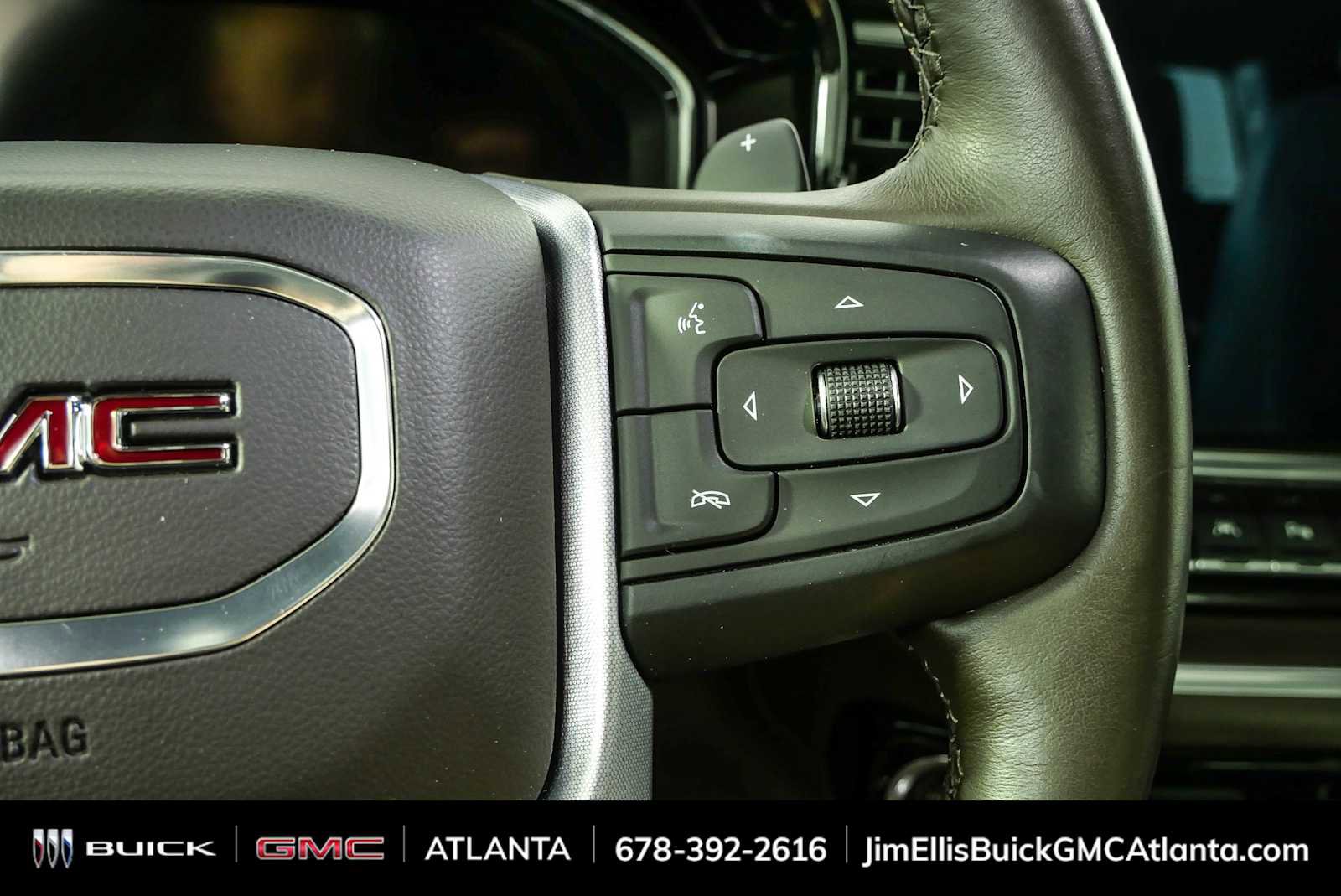 Used 2022 GMC Sierra 1500 SLT w/ SLT Premium Plus Package AWD/4WD image 12