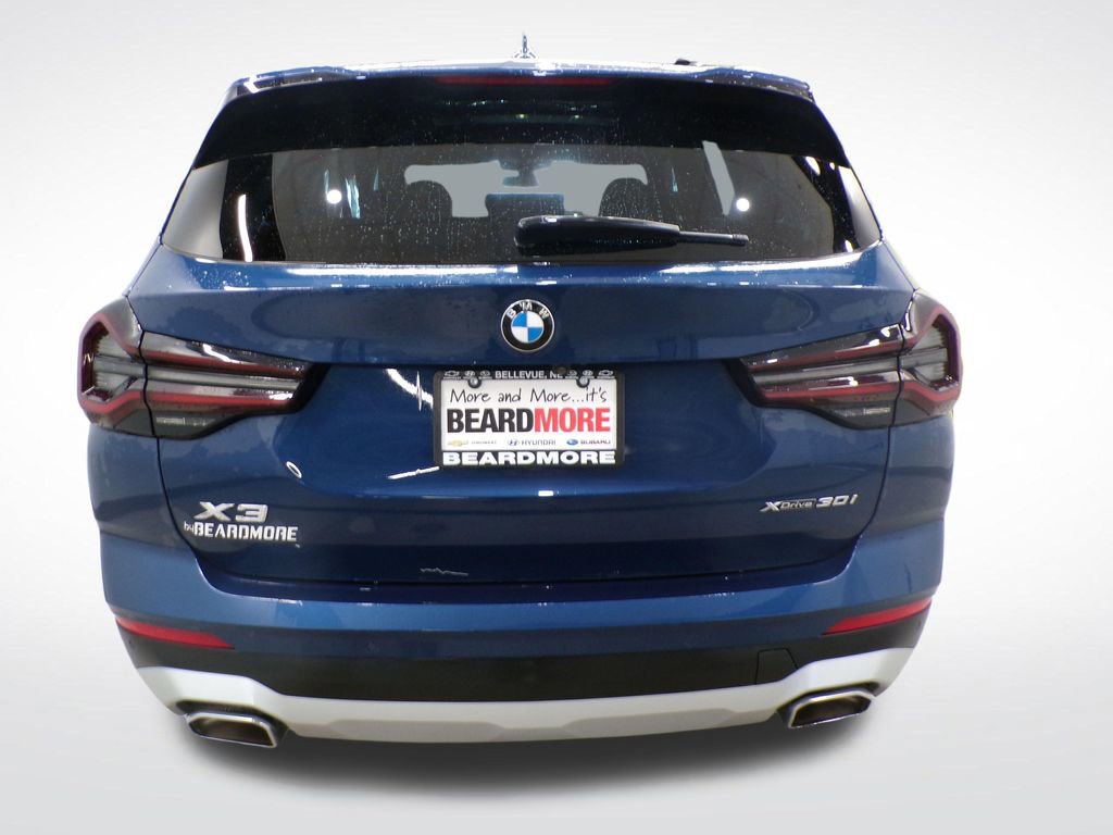 Used 2024 BMW X3 xDrive30i w/ Premium Package AWD/4WD image 3