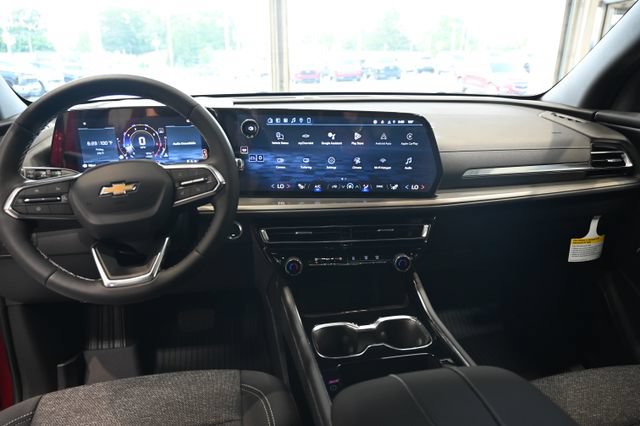 New 2026 Chevrolet Traverse LT w/ LPO, Floor Liner Package FWD image 13