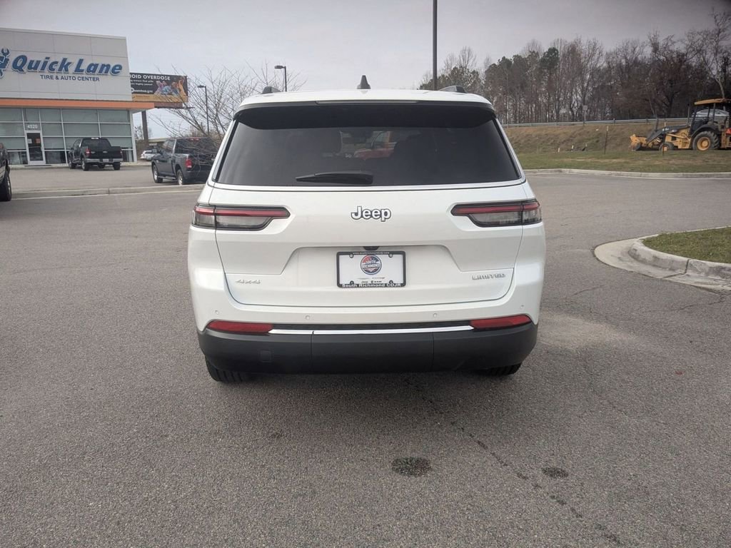 New 2025 Jeep Grand Cherokee L Limited w/ Trailer Tow Package image 4