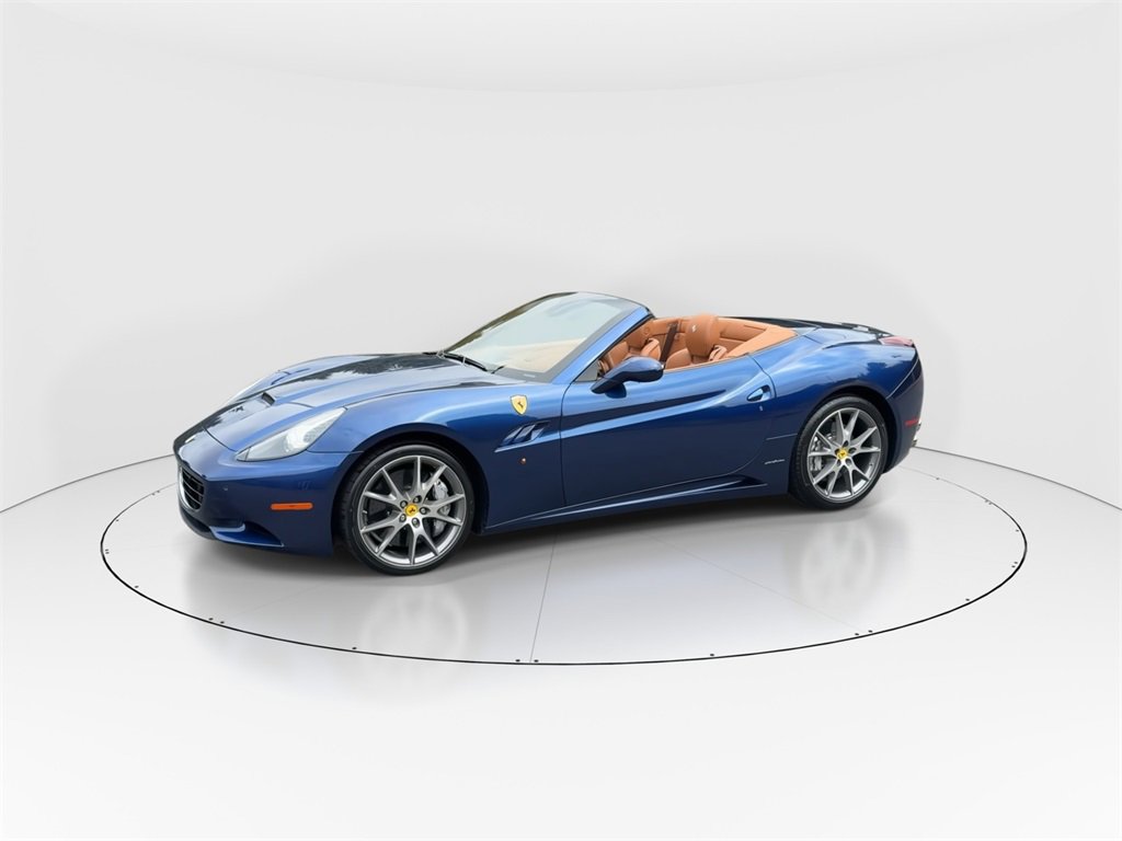 Used 2013 Ferrari California image 4