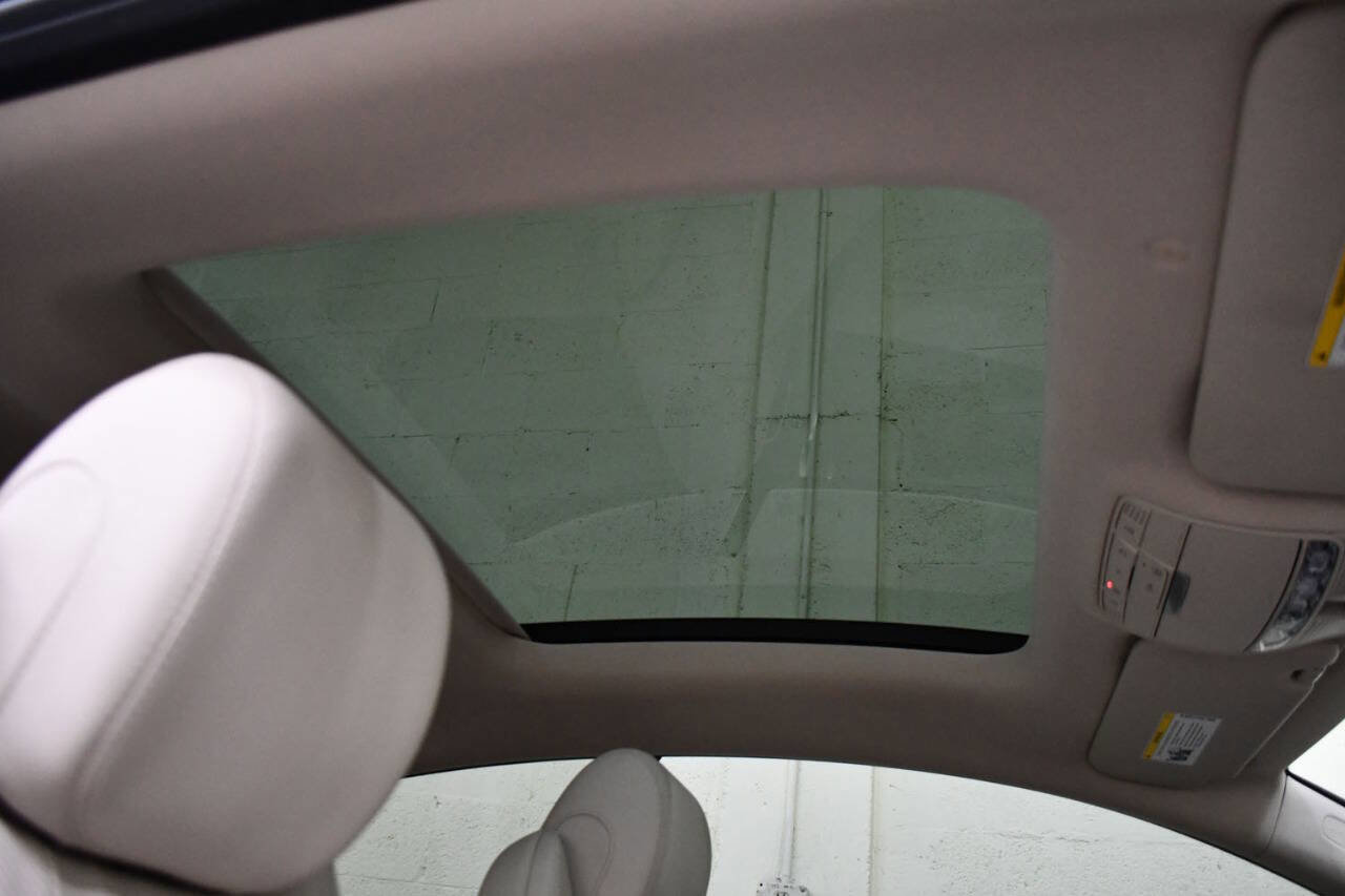 Used 2019 Mercedes-Benz E 450 E 450 2dr Coupe image 24