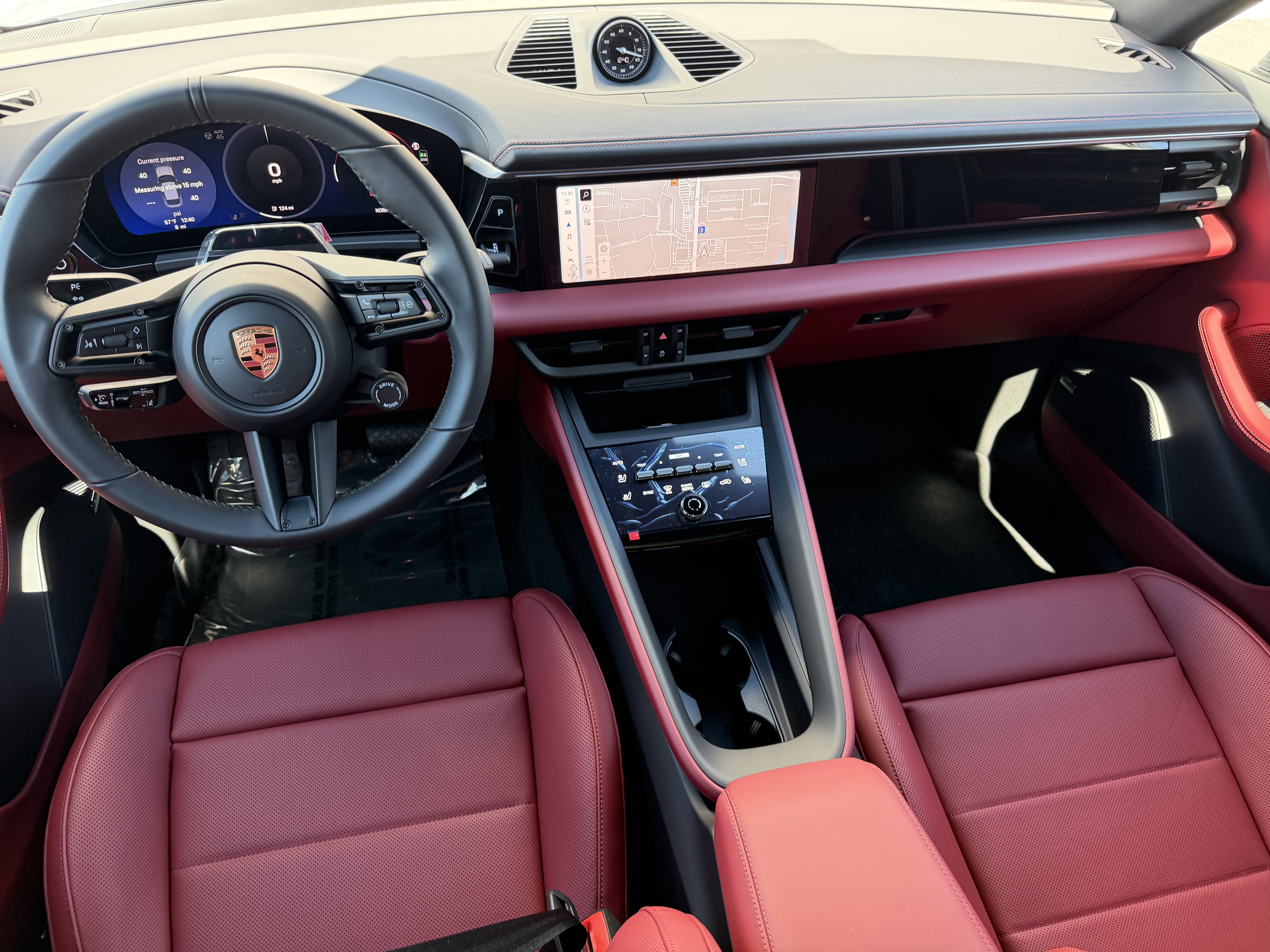 New 2026 Porsche Macan Electric image 16