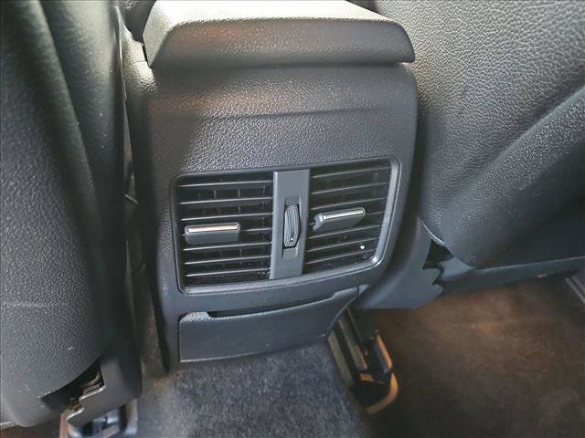 Used 2018 Mercedes-Benz GLA 250 4MATIC image 17