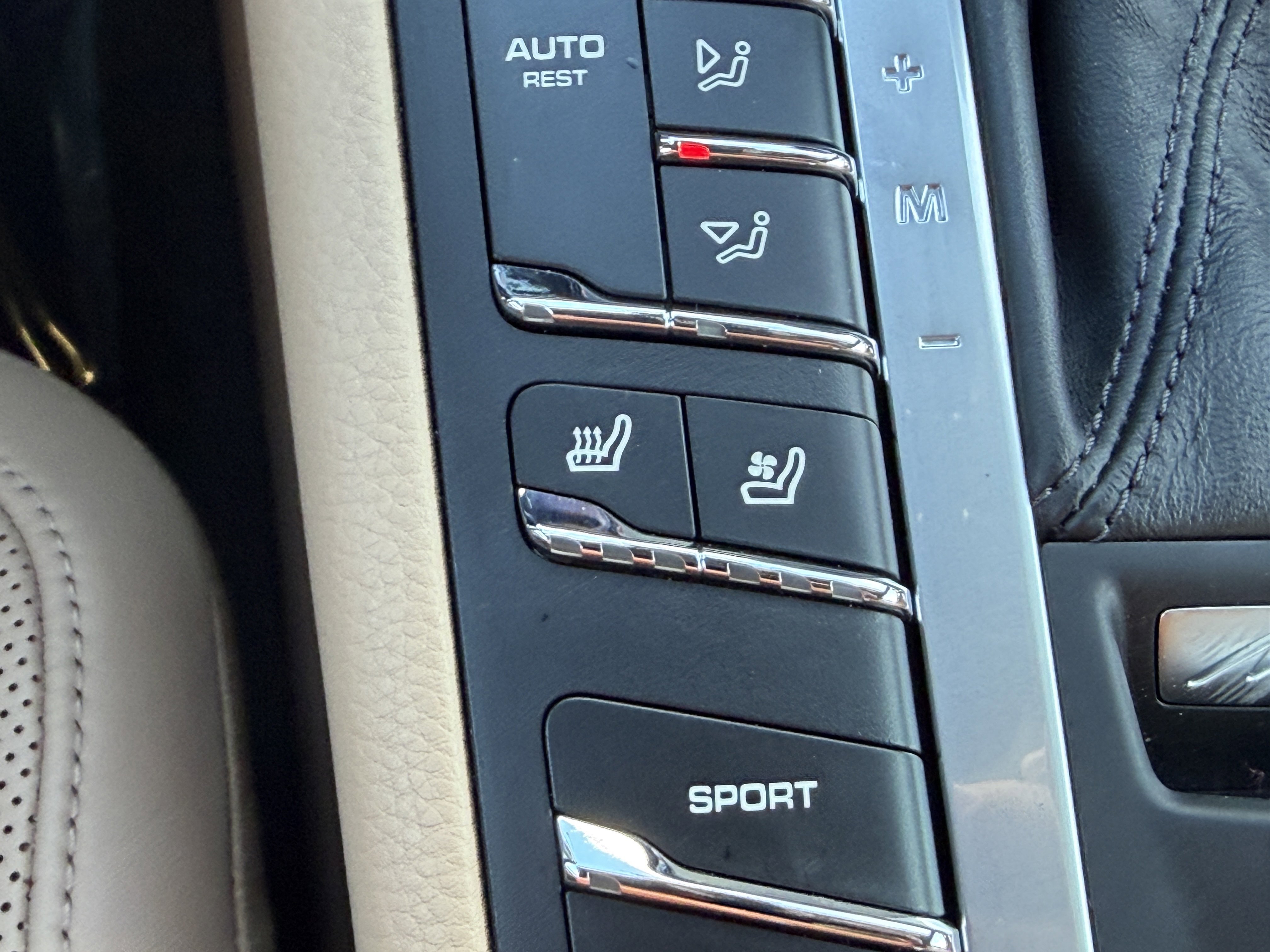 Certified 2021 Porsche Macan S image 30