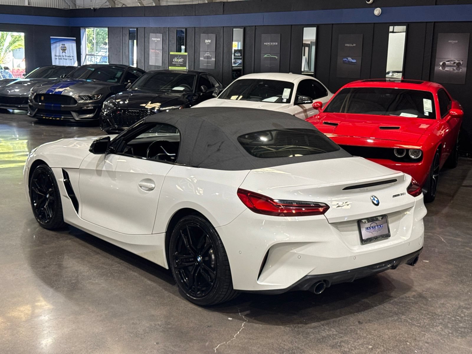 Used 2020 BMW Z4 sDrive30i w/ M Sport Package RWD image 13