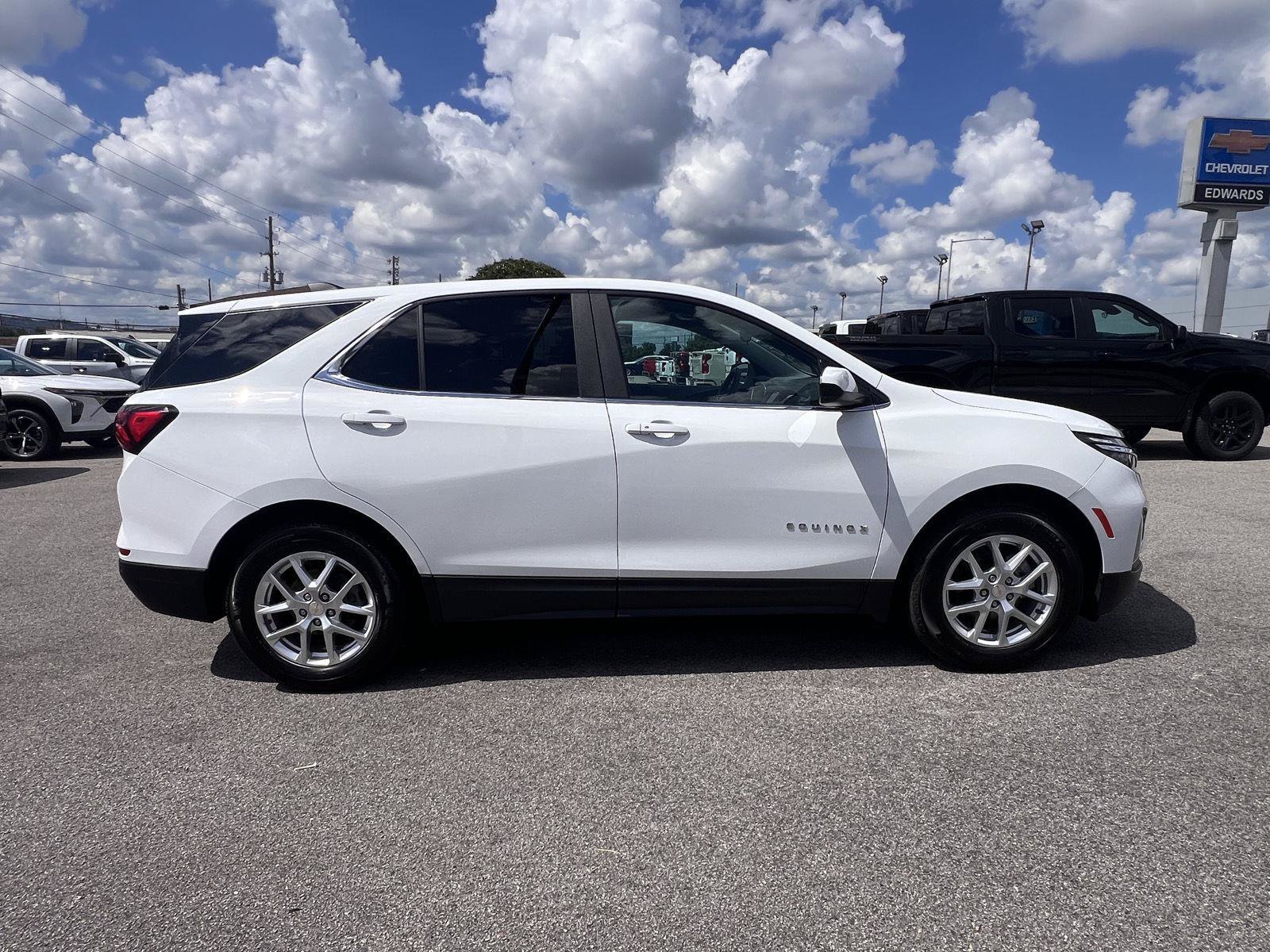 Used 2024 Chevrolet Equinox LT w/ LPO, Floor Liner Package FWD image 34