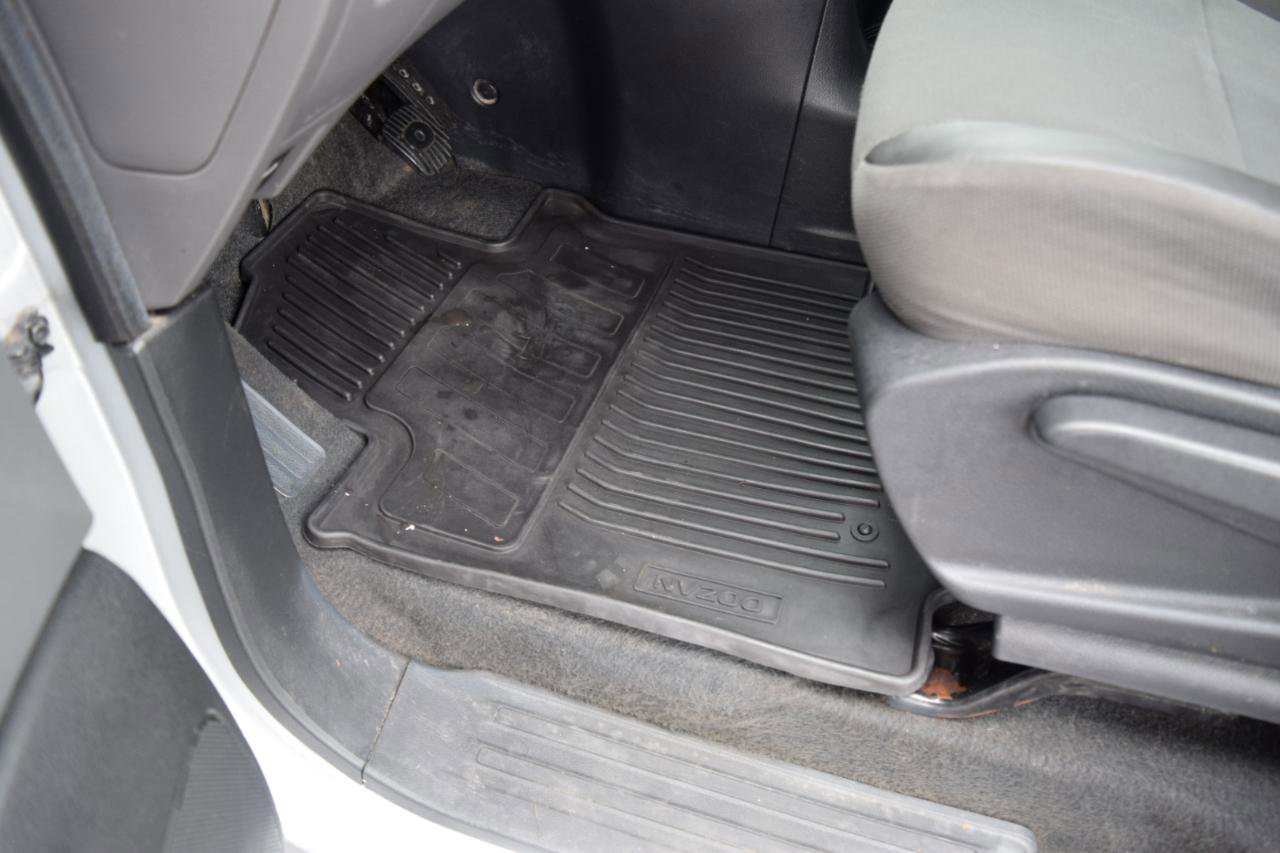 Used 2013 Nissan NV200 S w/ Cruise Control Pkg FWD image 25