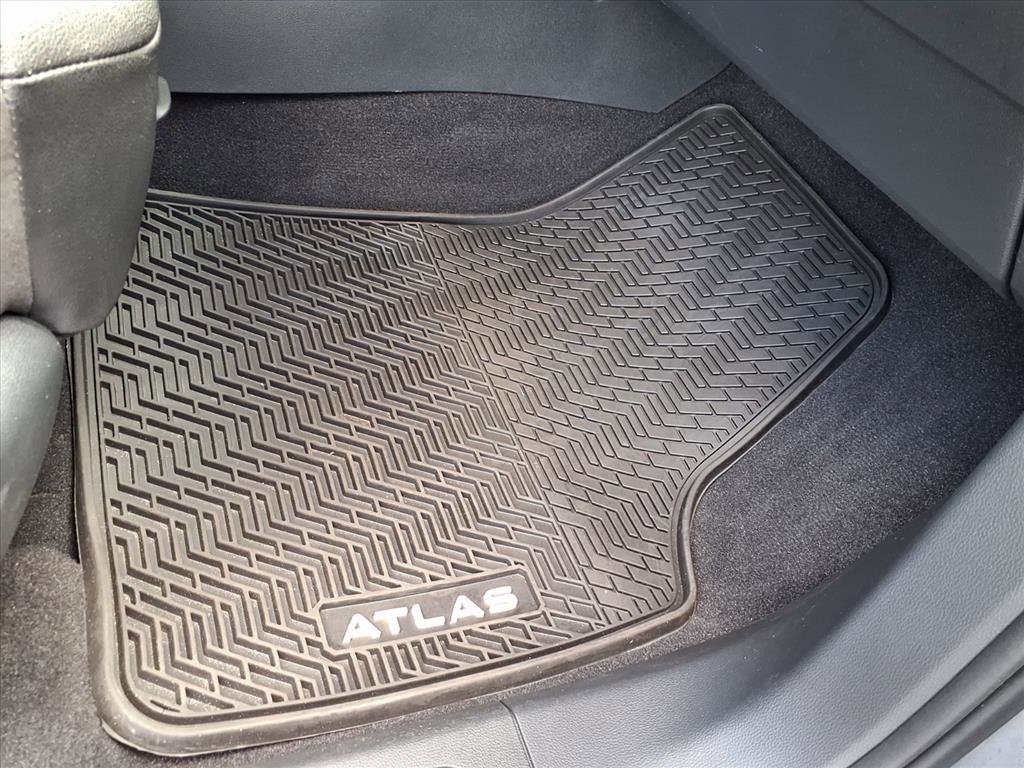 Used 2021 Volkswagen Atlas Cross Sport SE image 26