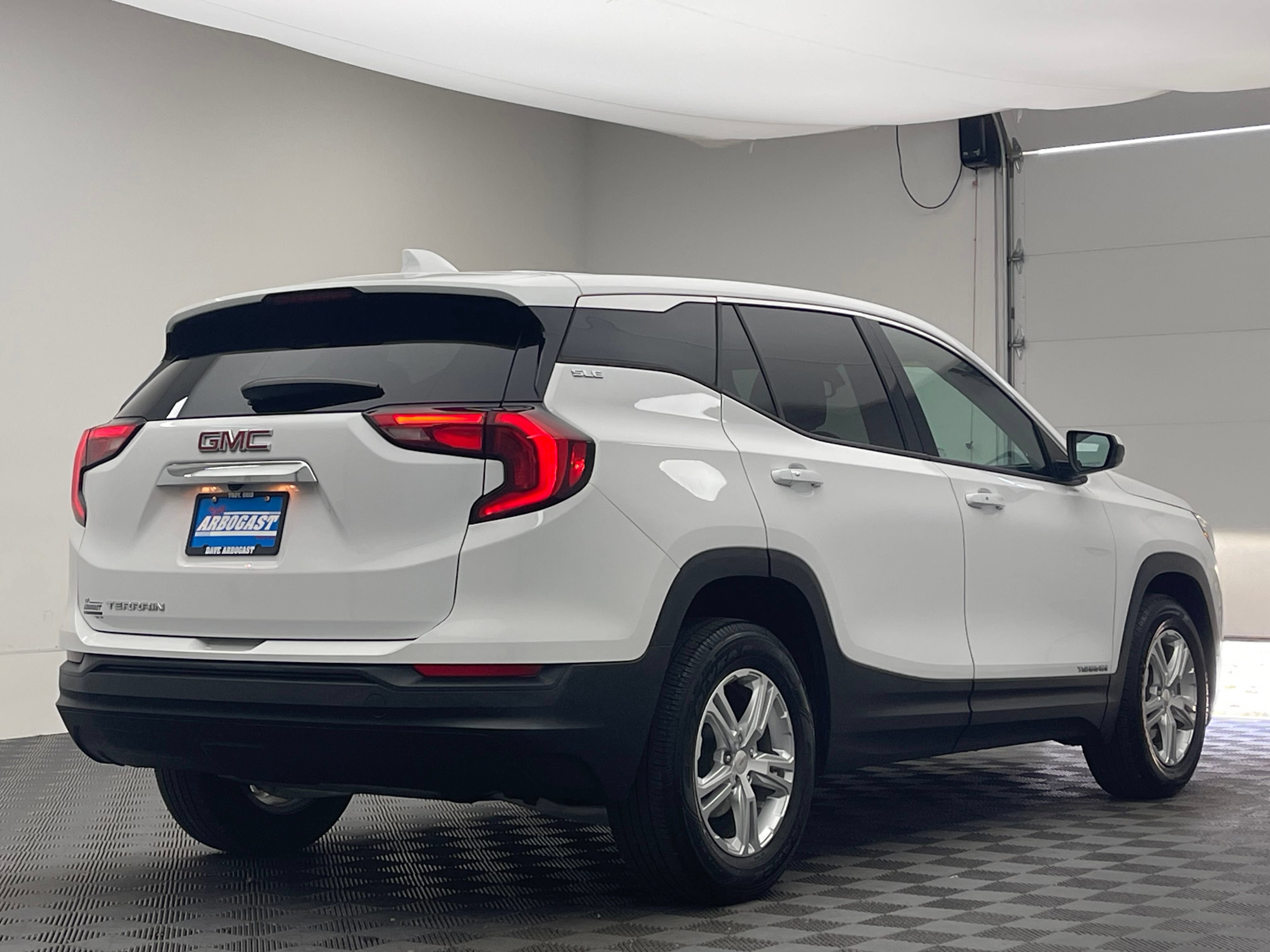 Used 2019 GMC Terrain SLE FWD image 6