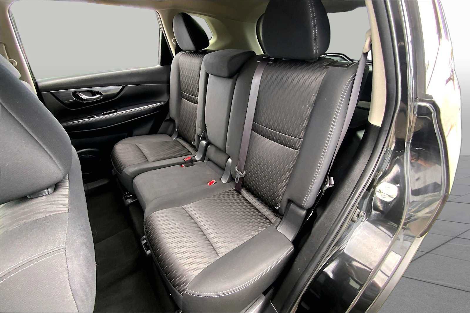 Used 2020 Nissan Rogue S w/ Special Edition Package AWD/4WD image 20