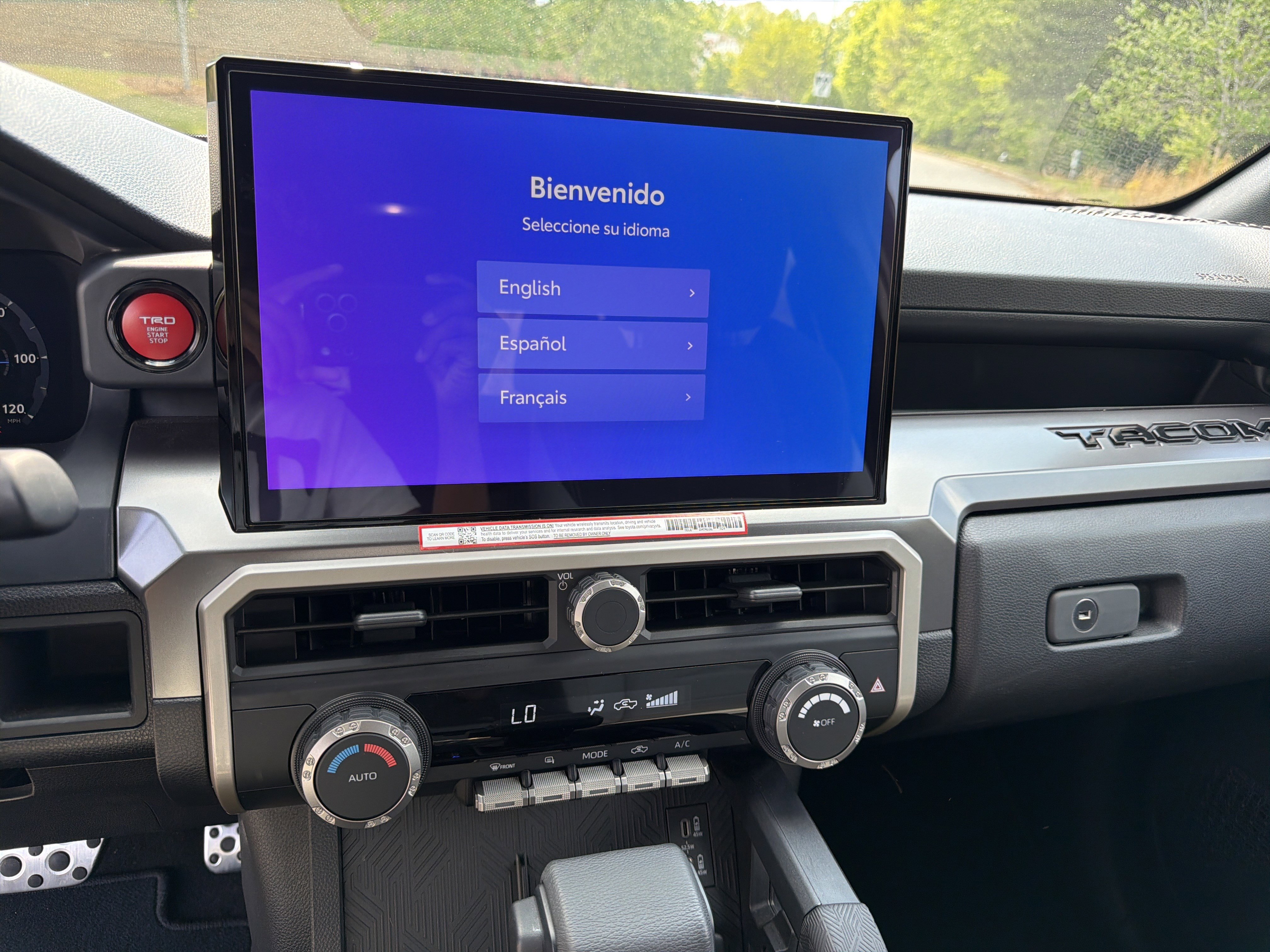 Used 2025 Toyota Tacoma TRD Sport AWD/4WD image 27