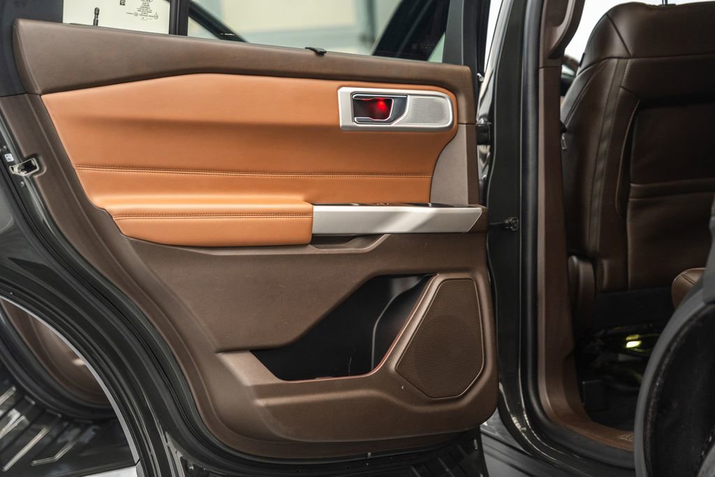 Certified 2022 Ford Explorer King Ranch w/ Premium Technology Package AWD/4WD image 46