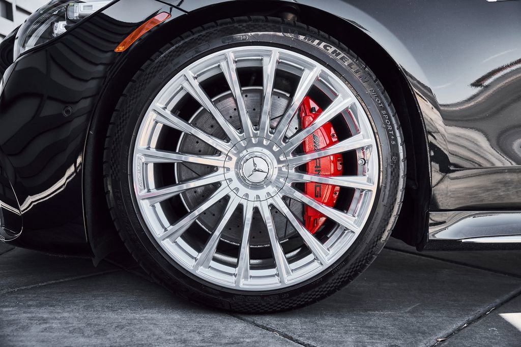 Used 2024 Mercedes-Benz S 63 AMG S image 3