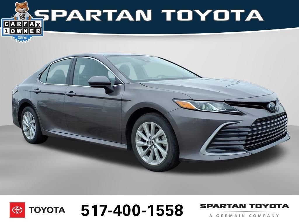 Used 2024 Toyota Camry LE FWD image 5
