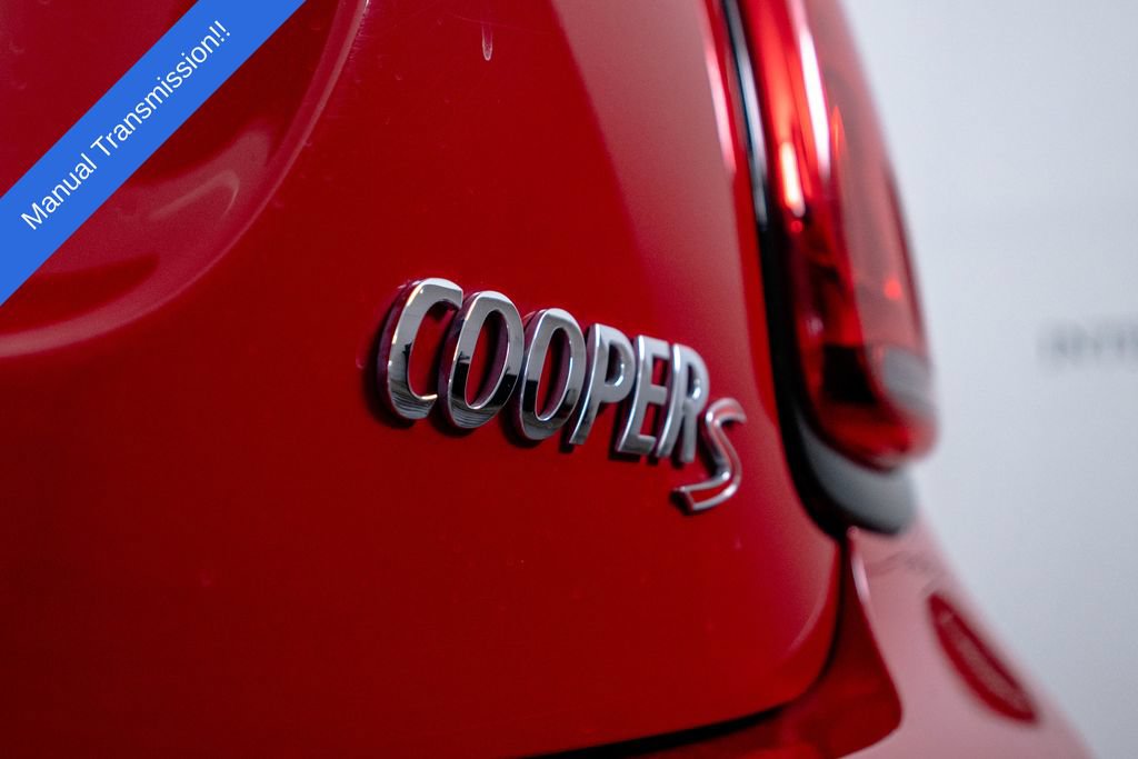 Used 2019 MINI Cooper S w/ Storage Package FWD image 11