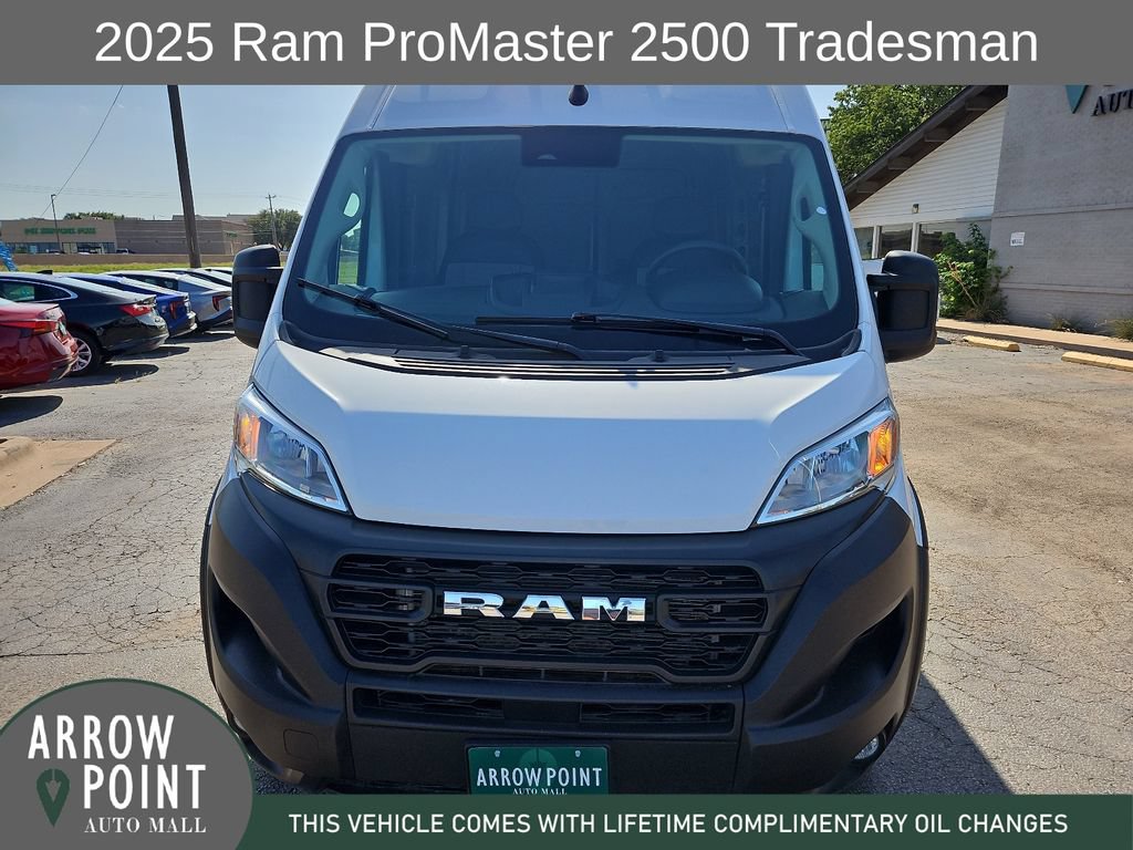 Used 2025 RAM ProMaster 2500 w/ Convenience Group FWD image 3