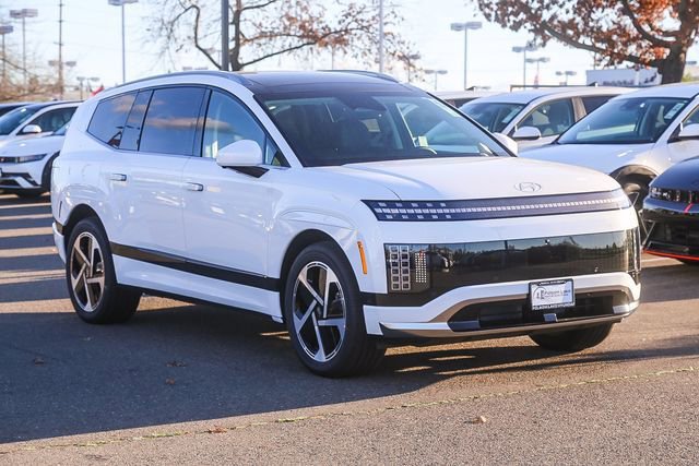 New 2026 Hyundai Ioniq 9 Calligraphy w/ Tow & Go Package image 6