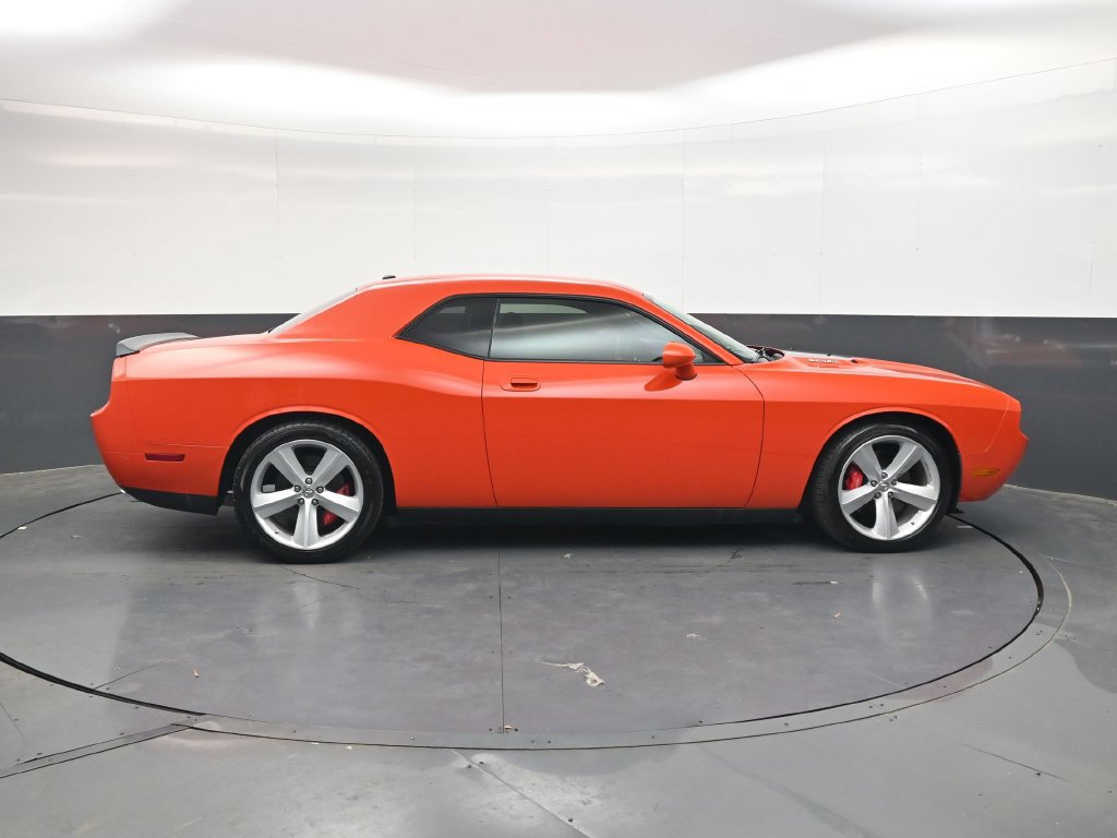 Used 2009 Dodge Challenger SRT8 RWD image 3