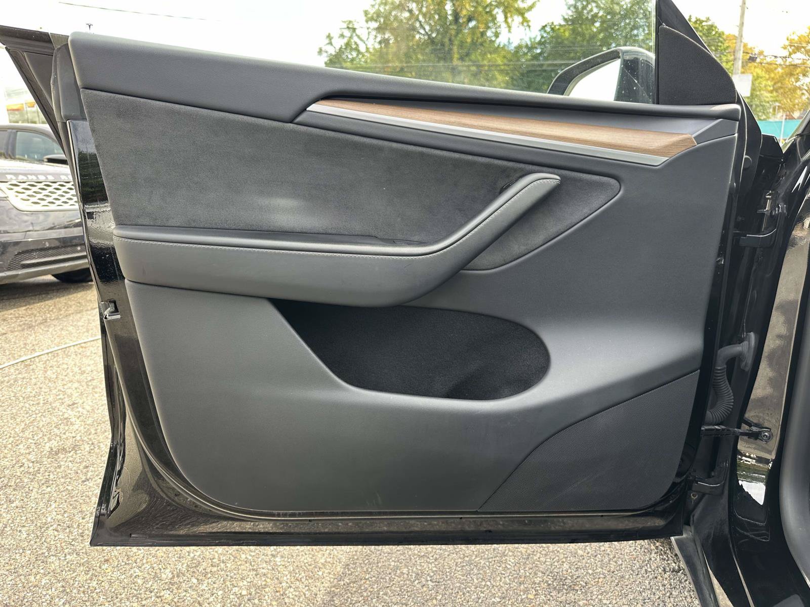 Used 2023 Tesla Model Y Long Range AWD/4WD image 13