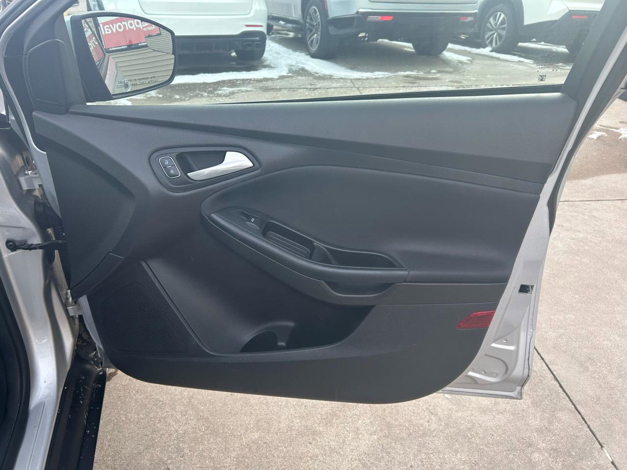 Used 2016 Ford Focus SE image 16