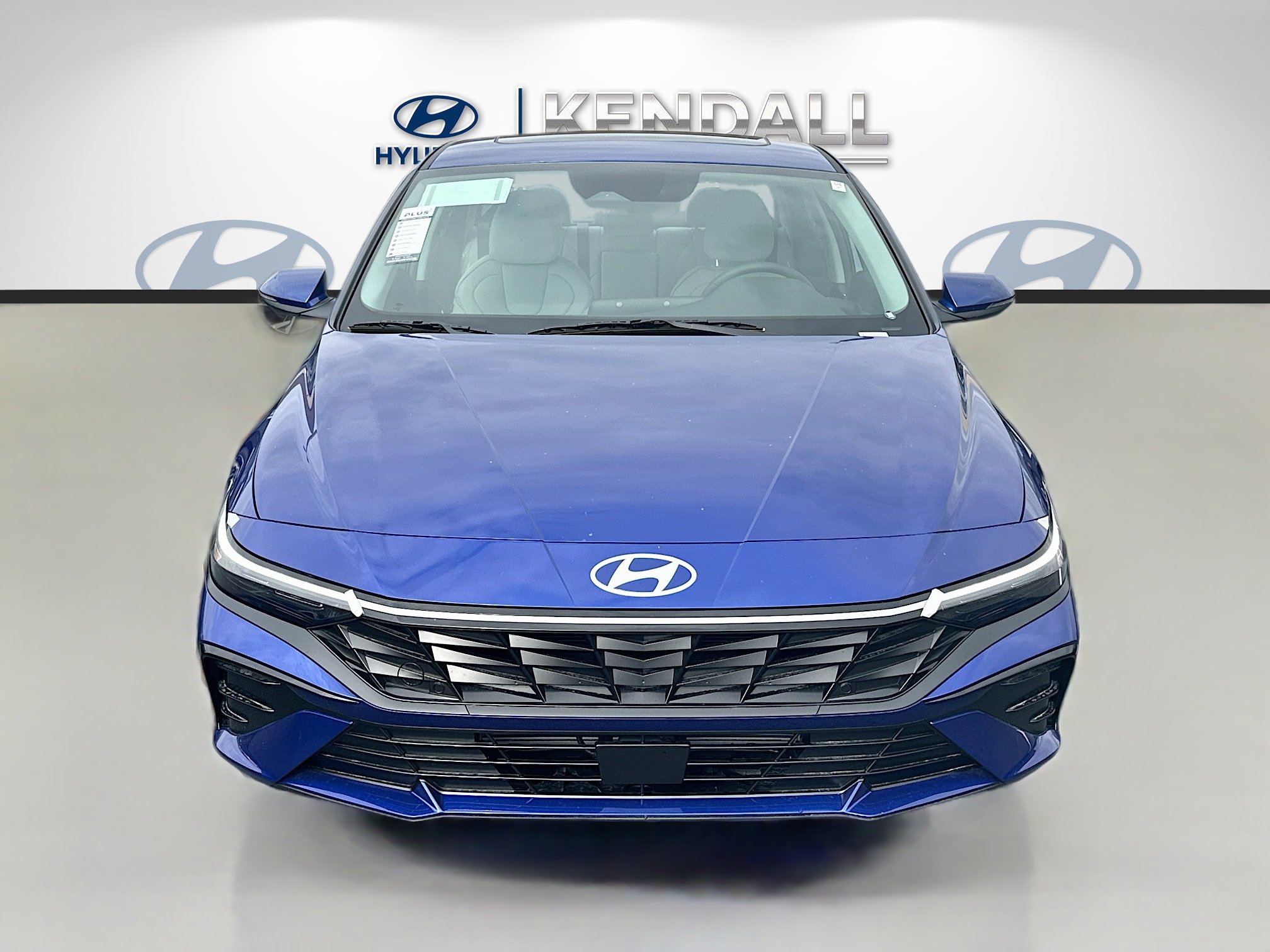 New 2025 Hyundai Elantra Limited w/ Cargo Package image 2