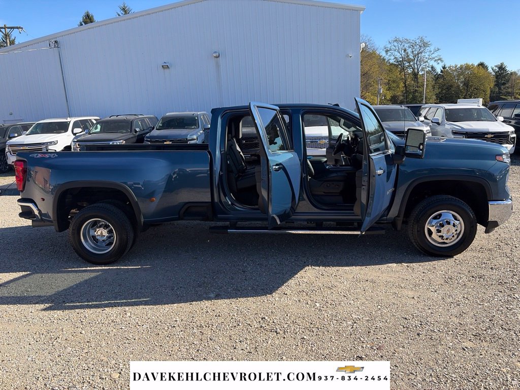 Used 2024 Chevrolet Silverado 3500 LTZ w/ LTZ Plus Package AWD/4WD image 35