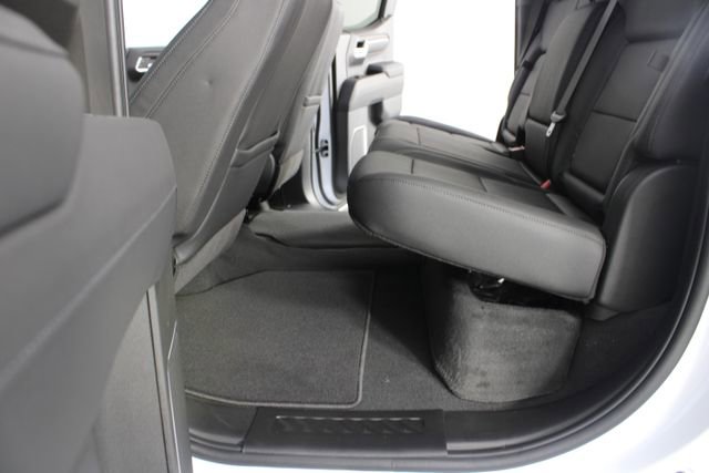 New 2026 GMC Sierra 1500 SLT image 19