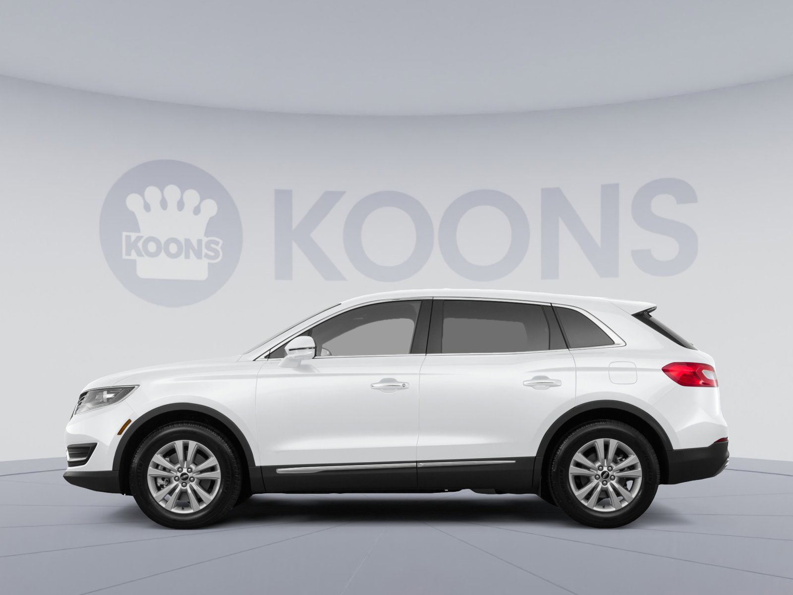 Used 2018 Lincoln MKX Reserve AWD/4WD image 2