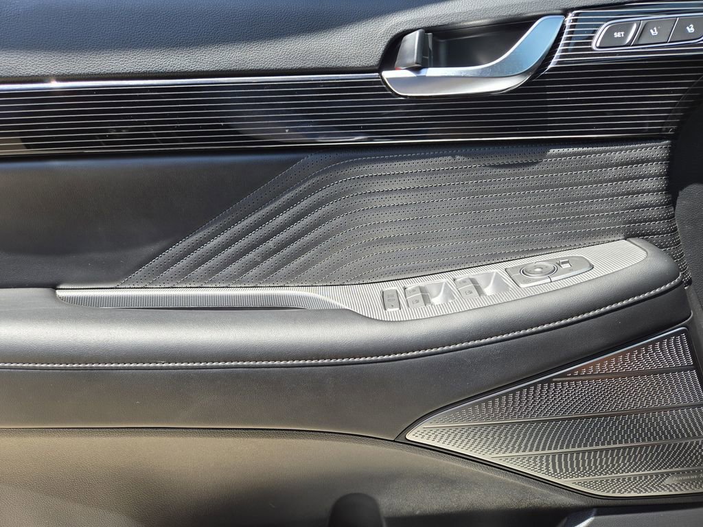Used 2024 Hyundai Palisade Calligraphy AWD/4WD image 25