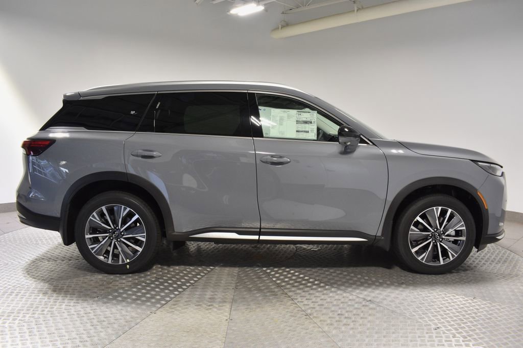 New 2026 INFINITI QX60 Luxe w/ Family Package image 6