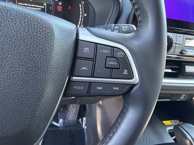 Used 2024 Toyota Grand Highlander AWD image 26