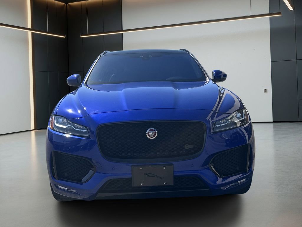 Used 2020 Jaguar F-PACE S image 4