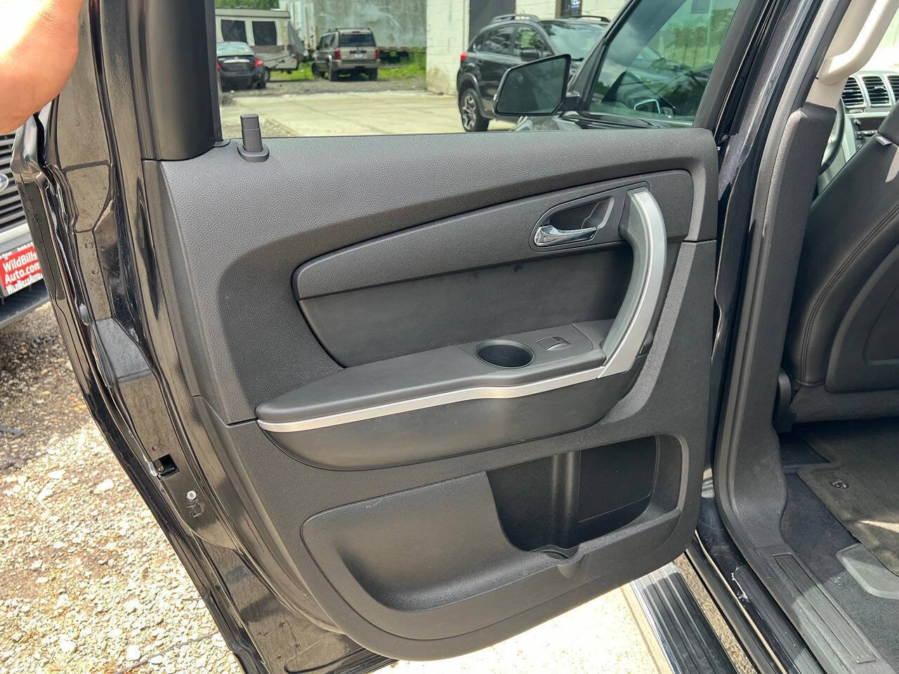 Used 2012 GMC Acadia SLT w/ LPO, 'HIT The Road' Package AWD/4WD image 9