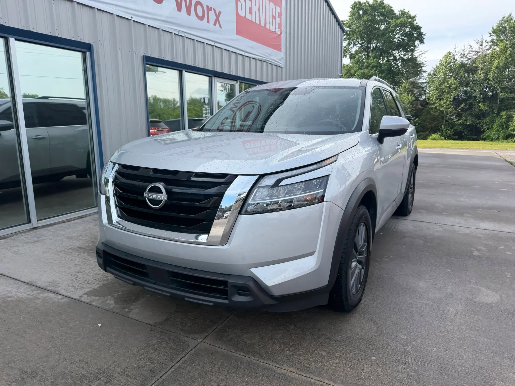 Used 2022 Nissan Pathfinder SV AWD/4WD image 30